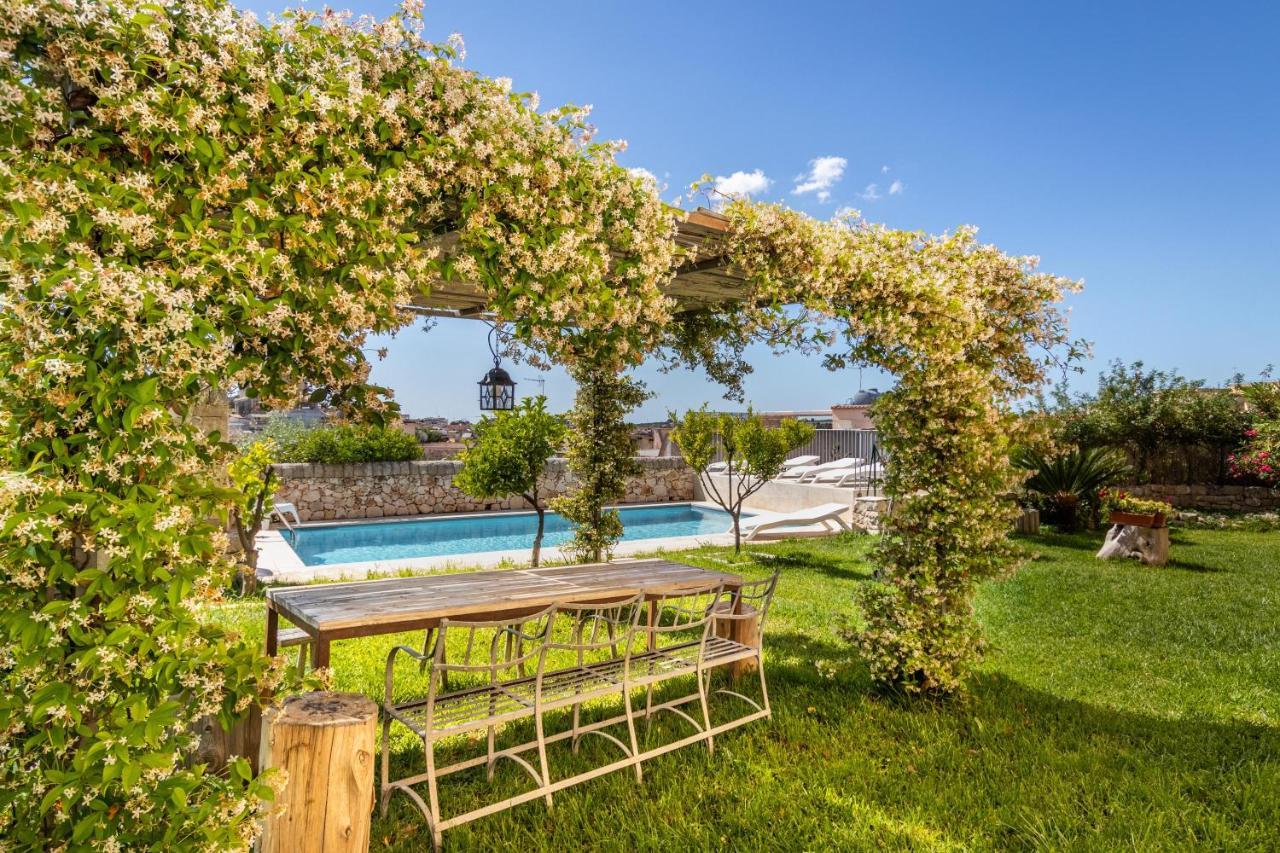 نوتو Villa Rosaria Rooms المظهر الخارجي الصورة