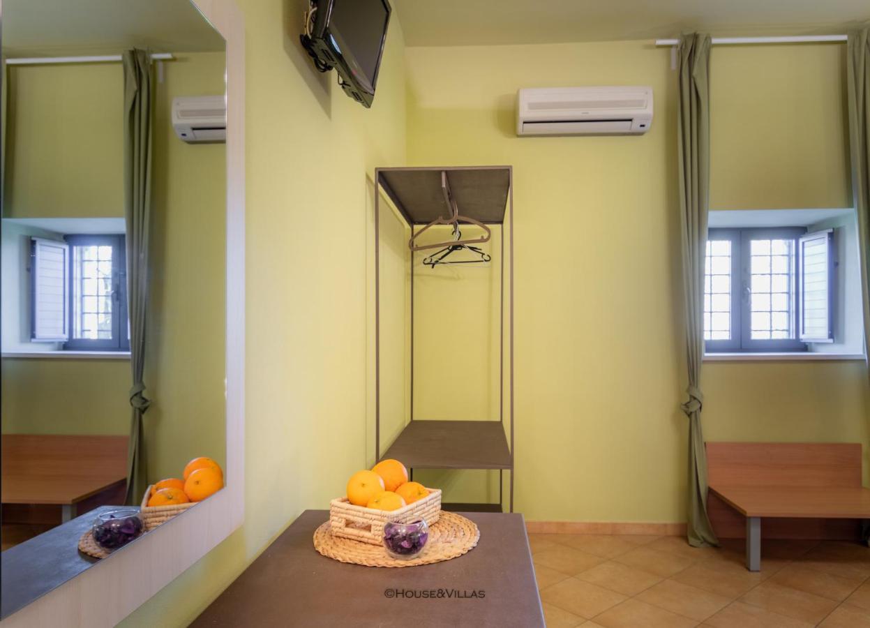 نوتو Villa Rosaria Rooms المظهر الخارجي الصورة