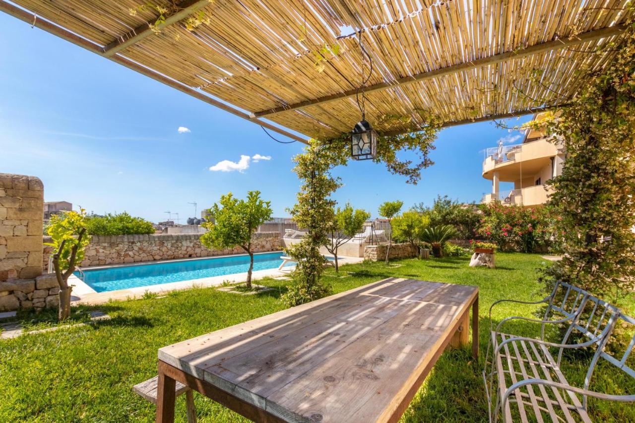نوتو Villa Rosaria Rooms المظهر الخارجي الصورة